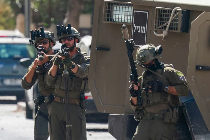 Israel seals off town in occupied West Bank, detains over 40 Palestinians