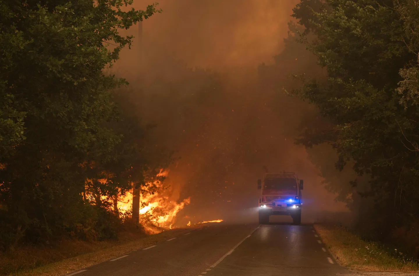 Blizu 170.000 ljudi evakuirano zbog velikih požara na jugozapadu Francuske