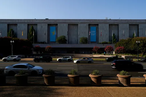 Trump naredio postavljanje znakova upozorenja ispred historijskog muzeja Smithsonian