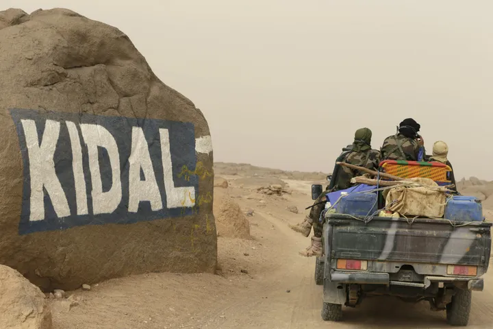 Mali : l’État-major qualifie de crime de guerre la torture et l’exécution de militaires
