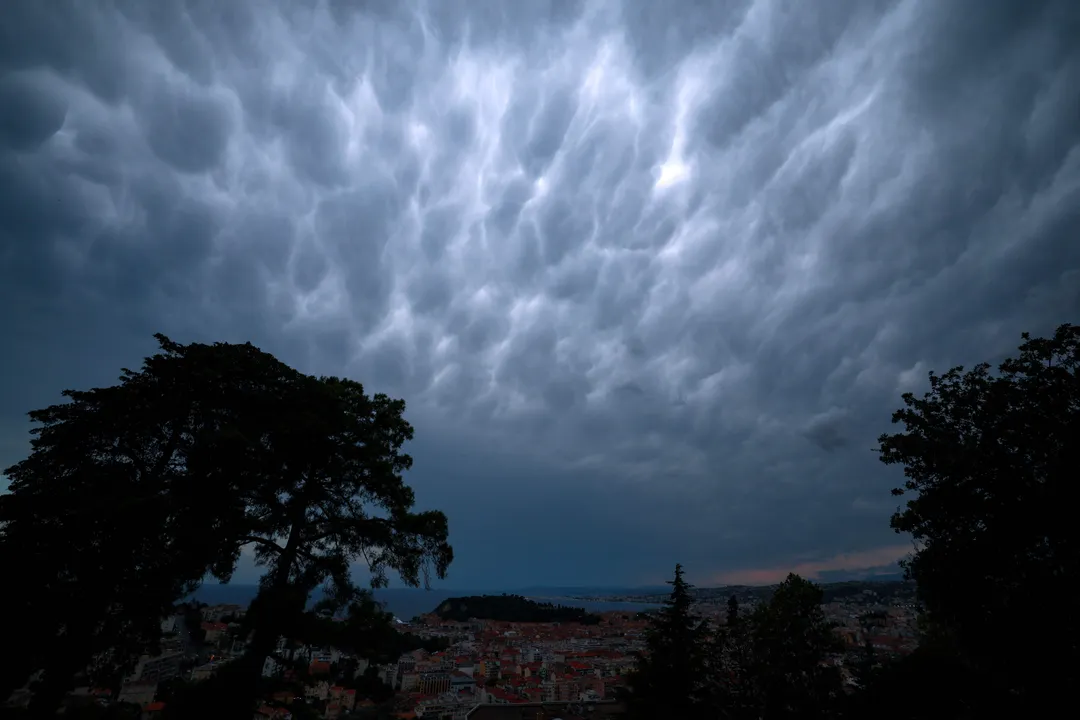 France: de violents orages frappent le Sud-Est, deux départements en orange