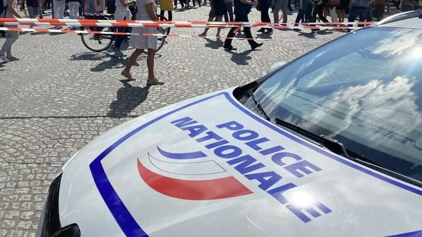 Tri žene povrijeđene u napadu nožem u Parizu