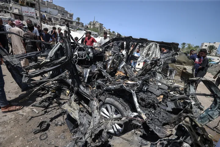 Israeli attacks kill three more Palestinians across Gaza in latest ceasefire violations