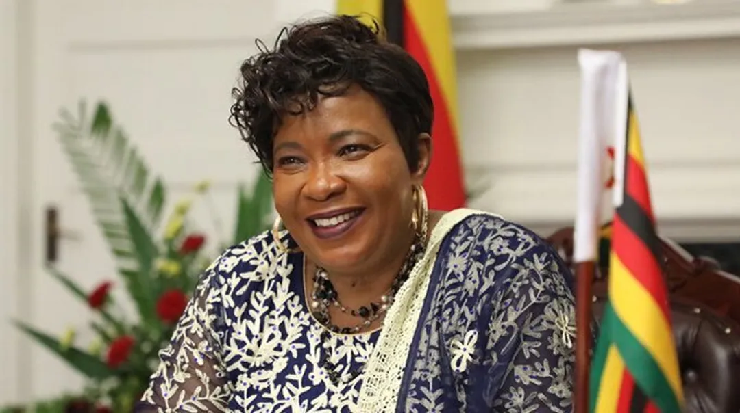 Mke wa Rais wa Zimbabwe: Auxillia Kutyauripo Mnangagwa