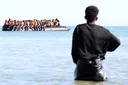 Përmbyset varka me emigrantë në Kanalin Anglez, tre të vdekur