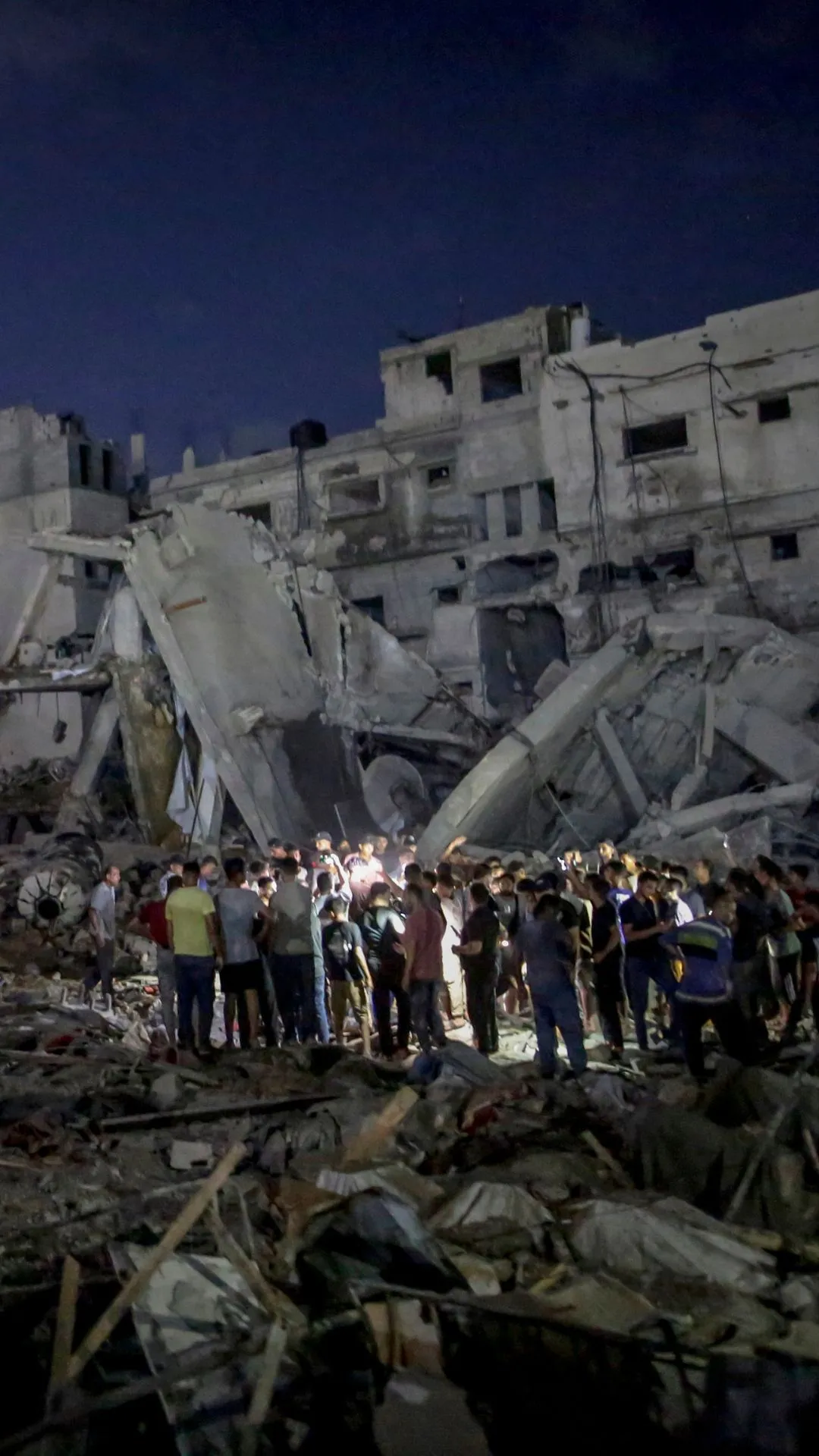 Serangan udara Israel lukai tujuh warga Palestina di Kamp Shati