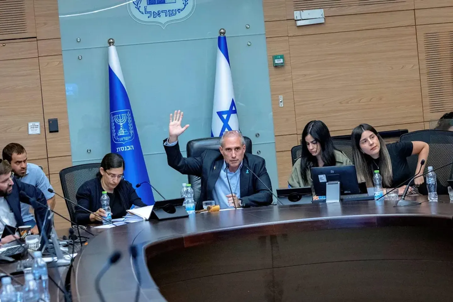 פיזור ועדת הכספים בכנסת ללא אישור תקציבים לחרדים ולהתנחלויות