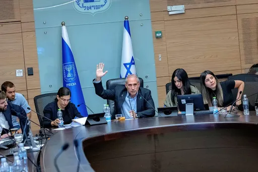 פיזור ועדת הכספים בכנסת ללא אישור תקציבים לחרדים ולהתנחלויות