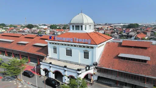 Prabowo resmikan Stasiun Tawang di Semarang, tekankan peran kereta api untuk pemerataan ekonomi
