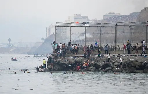 Maroko spriječio hiljade neregularnih migranata da krenu prema španskoj Ceuti