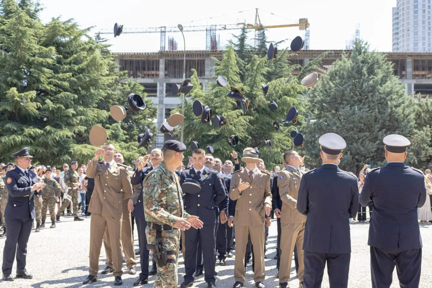 Промовирани нови 53 офицери на Воената академија