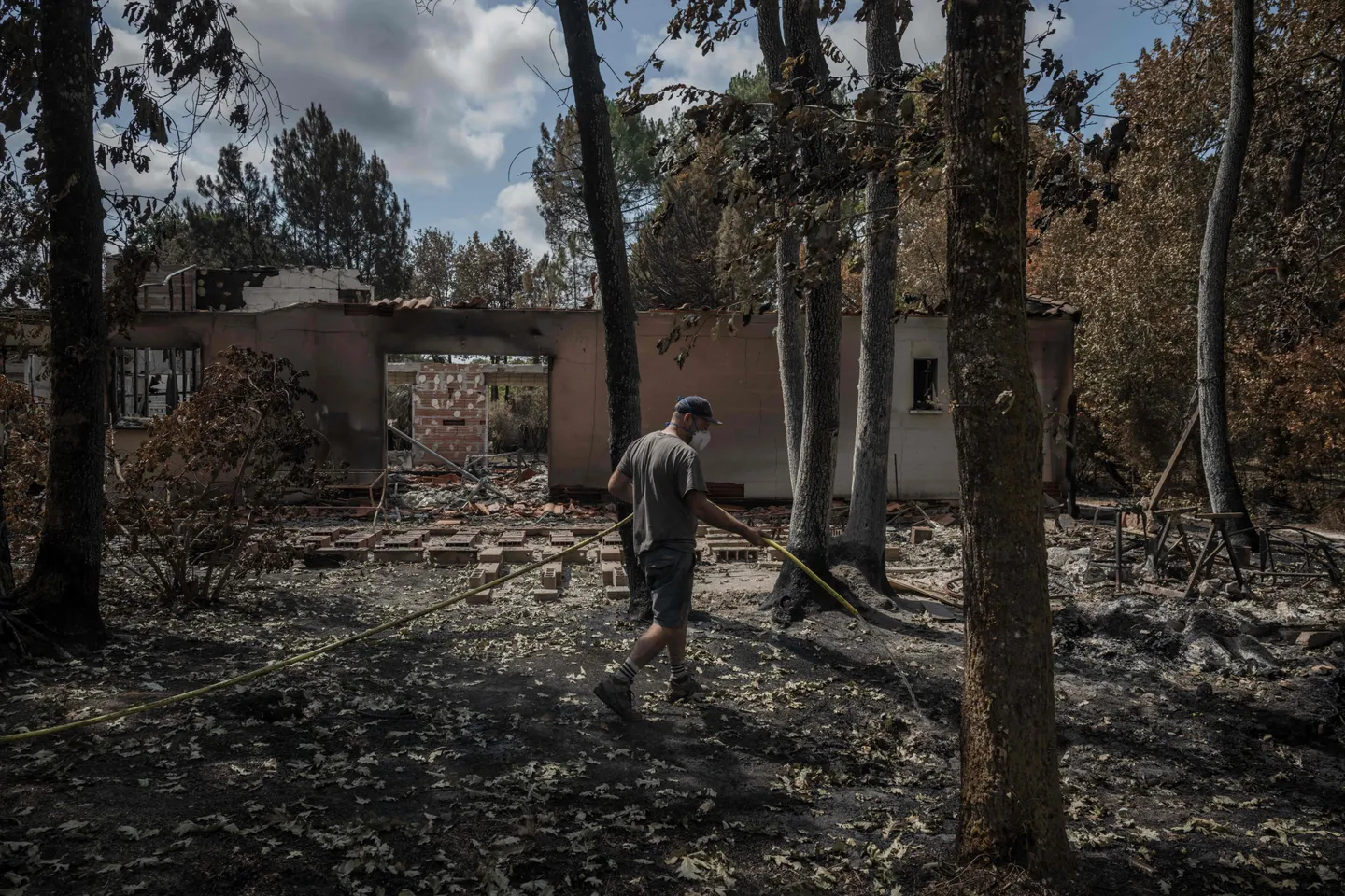 France: incendie contenu en Gironde, nouvel embrasement dans le Var