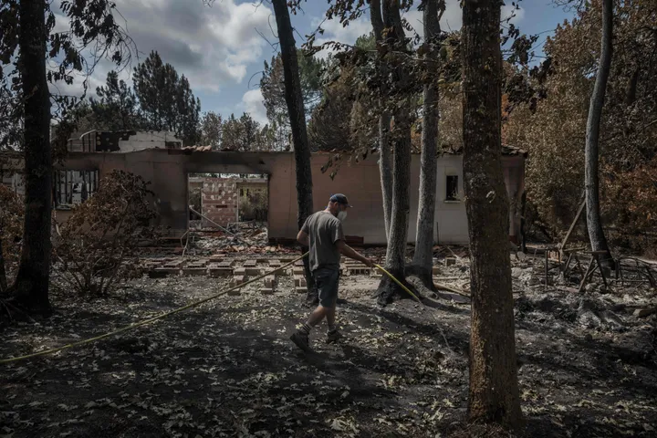 France: incendie contenu en Gironde, nouvel embrasement dans le Var