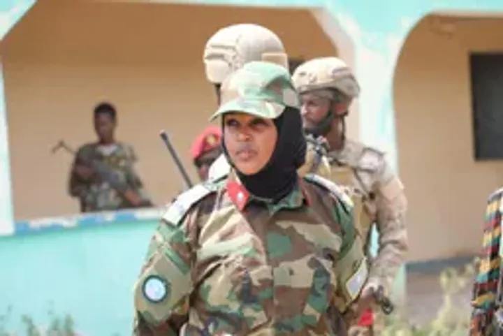 Iman Elman: Afisa wa Somalia anayeijenga upya nchi kutoka mstari wa mbele