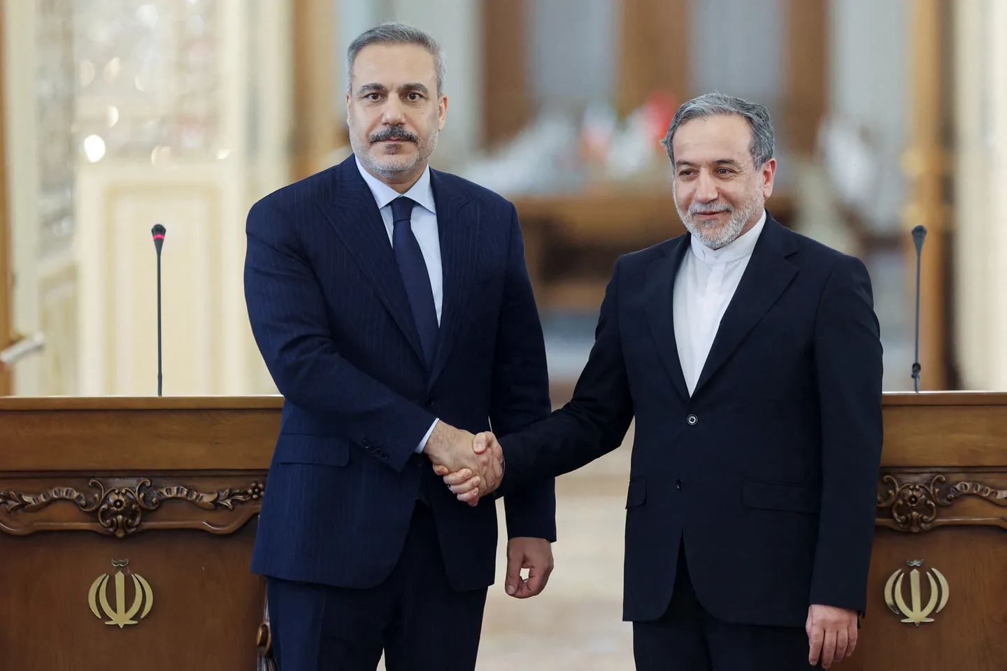 Fidan, Araghchi discuss negotiations as Iran warns against US action