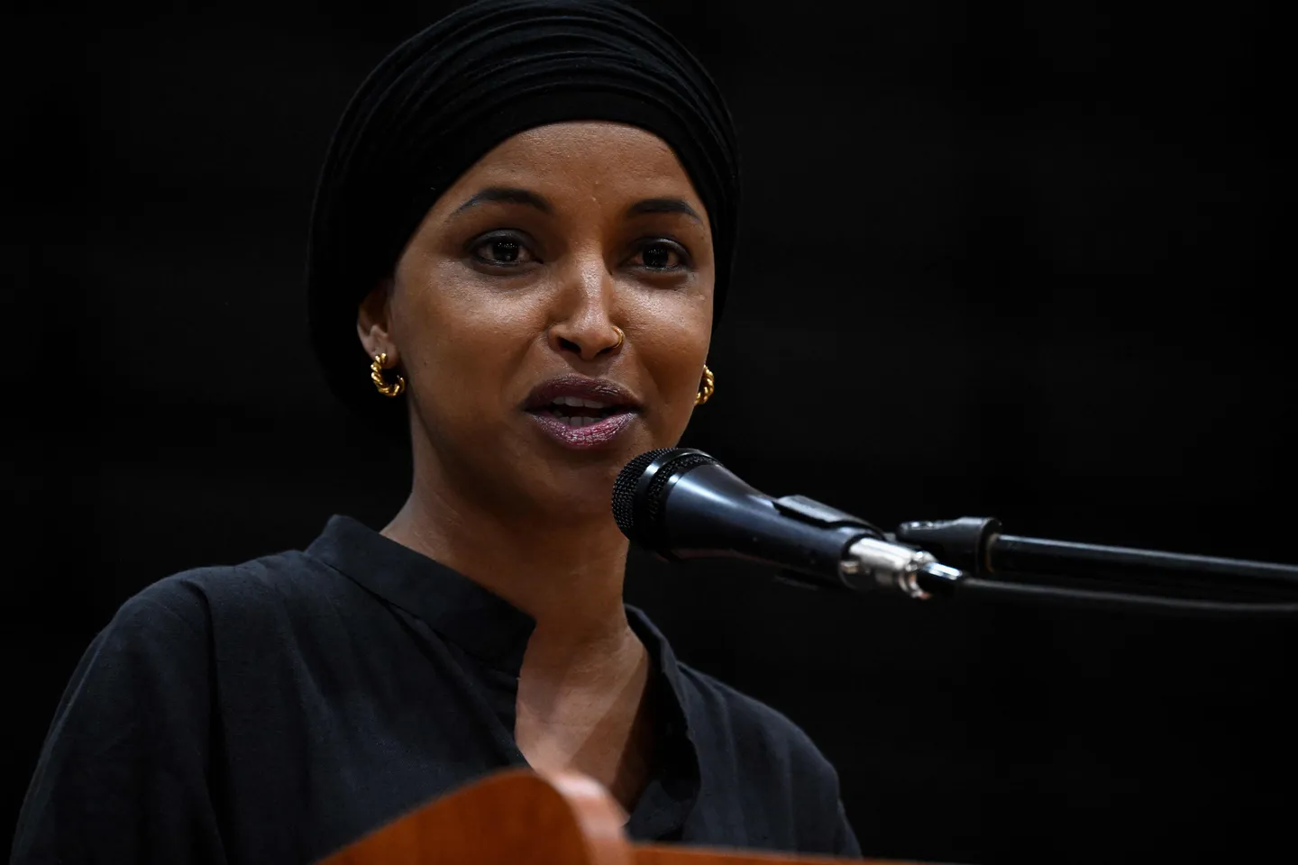 Ilhan Omar wins Democratic primary in Minnesota congressional district