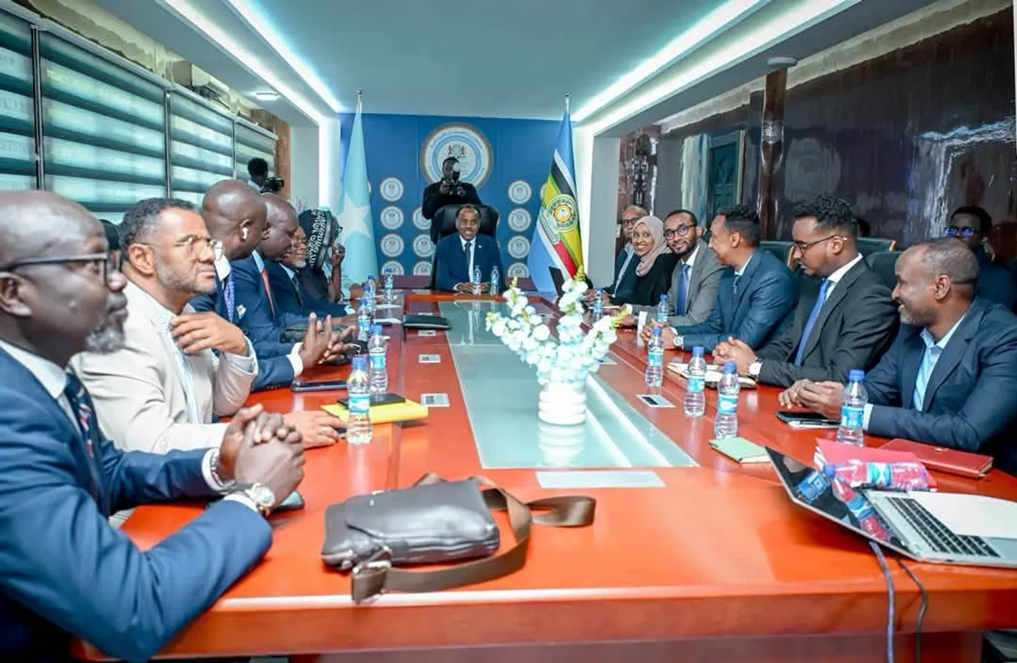 Wasiiru Dowlaha Arrimaha Dibadda oo Soo Dhaweeyey Wafdi Ka Socday Golaha Sharcidejinta Bariga Afrika