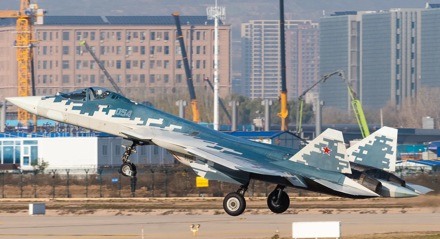 Индия отказалась от российских истребителей Су-57Э