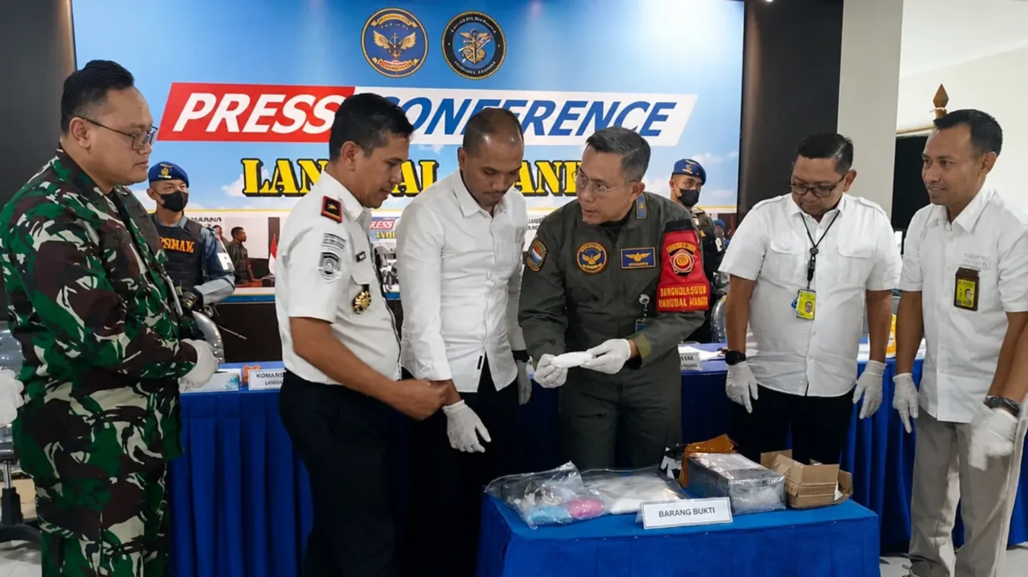 Penyelundupan sabu dan ekstasi di Bandara Juanda terbongkar, WN Malaysia ditangkap
