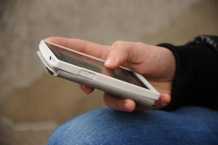 How countries are adopting different strategies to protect children in the digital age