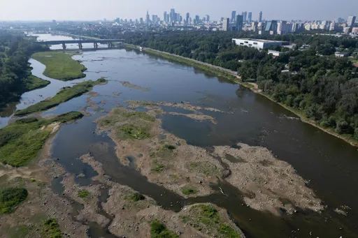 Historycznie niski stan Wisły. Susza hydrologiczna obejmuje niemal cały bieg rzeki