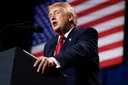 Trump says he favours diplomatic deal with Iran over military action