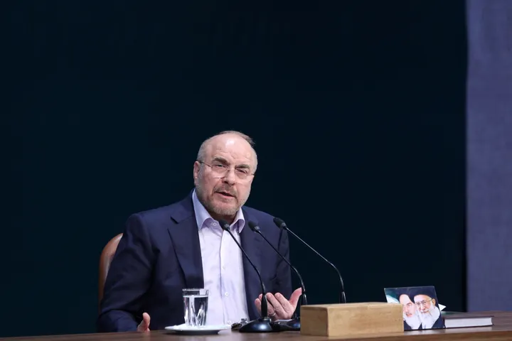 واکنش قالیباف به اظهارات وزیر خزانه‌داری آمریکا درباره عرضه ۱۳۰ میلیون بشکه نفت