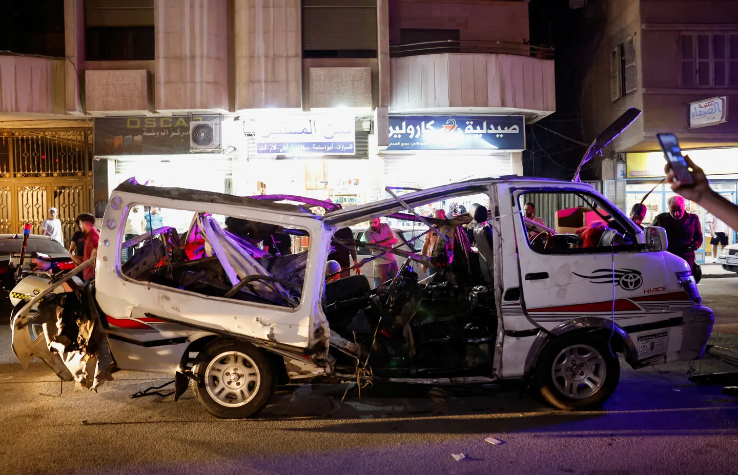 Syria corrects Damascus minibus blast toll, reports 14 injured, no deaths