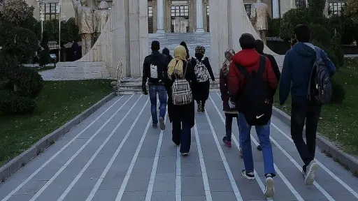 جواز اقامت کوتاه مدت برای فارغین تحصیلات عالی در تورکیه برای یک سال دیگر تمدید میگردد
