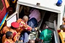 Kizza Besigye: 'Seriously ill' Uganda opposition figure sent back to jail