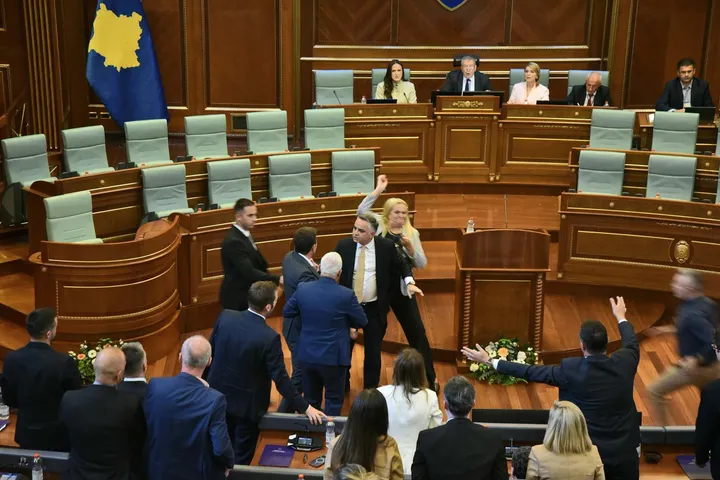 Dështon konstituimi i Kuvendit të Kosovës, Kurti kërkon përsëri kohë shtesë për marrëveshje politike