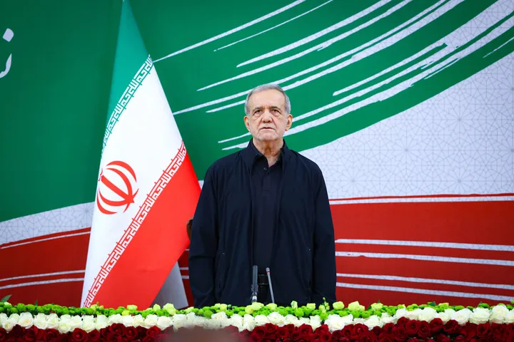 Ya kamata yaƙi da Amurka ya ƙare yayin da Tehran ke da  'iko da mutunci': Pezeshkian