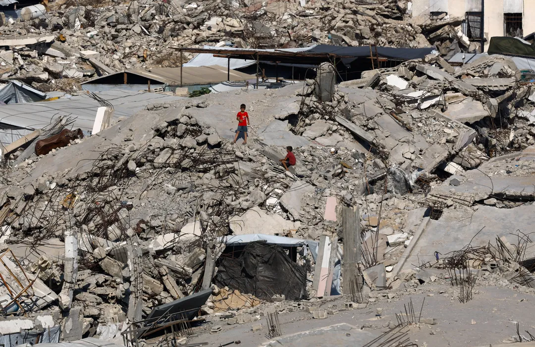 انتشال رفات 19 فلسطينياً من غزة وإصابة 9 آخرين بنيران جيش الاحتلال وسط ارتفاع حصيلة حرب الإبادة