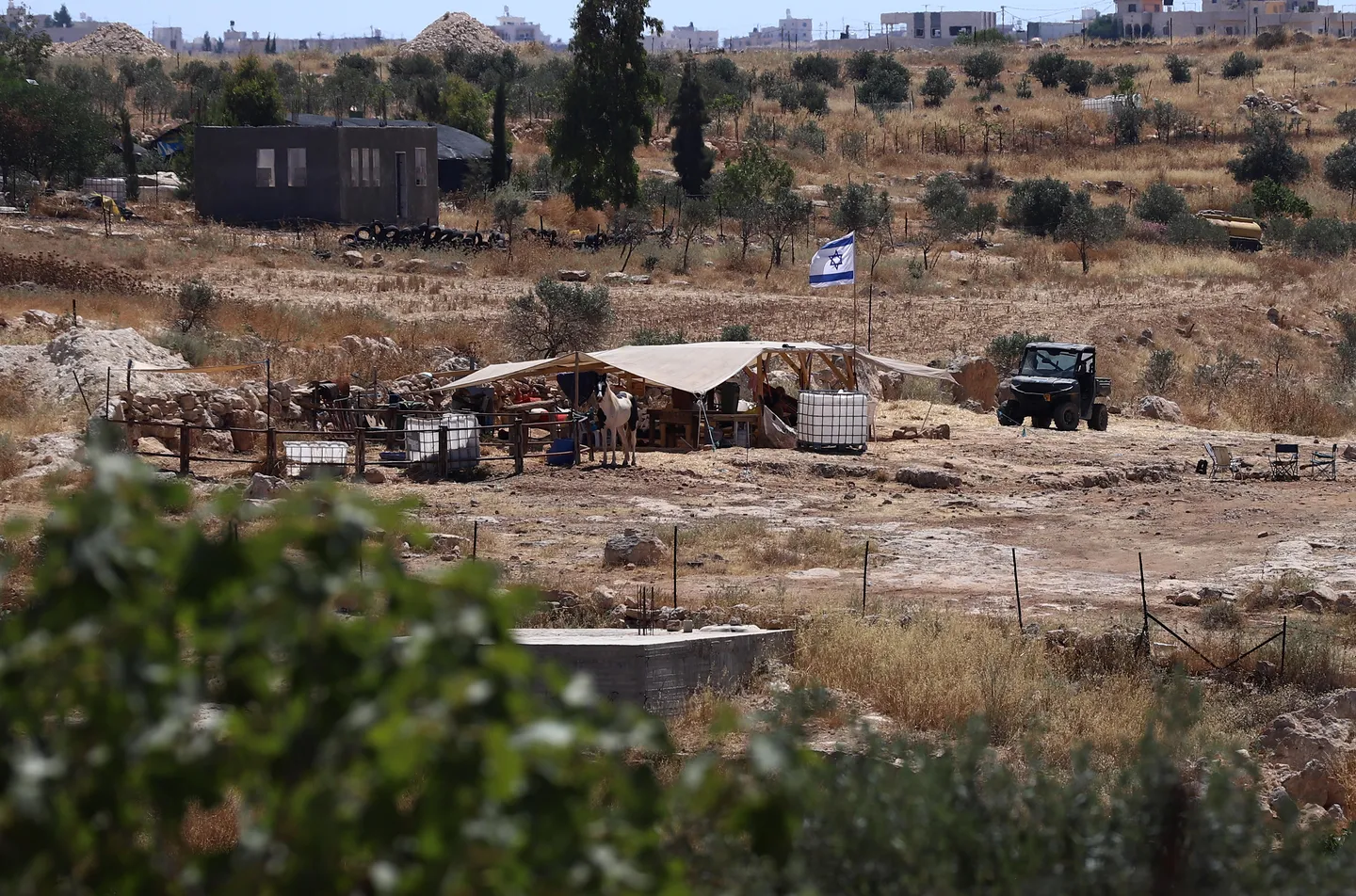 Israeli settlers begin occupying new illegal settlement in occupied West Bank
