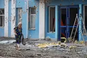 В Белгороде пять человек погибли при атаке БПЛА, Украина сообщила о трех погибших в Харькове