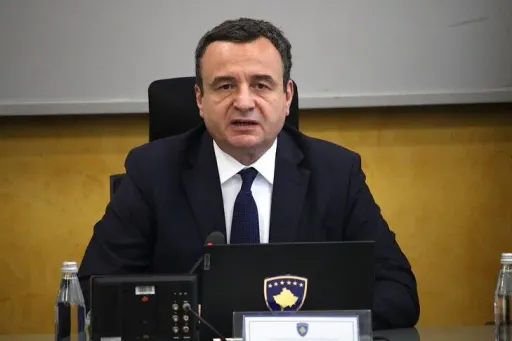 Курти: Србија ги проширува воените капацитети во функција на хегемонистичките цели