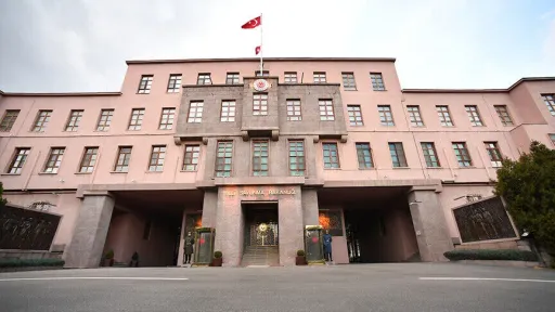 Turski ministar odbrane primio načelnika Generalštaba vojske Somalije u Ankari