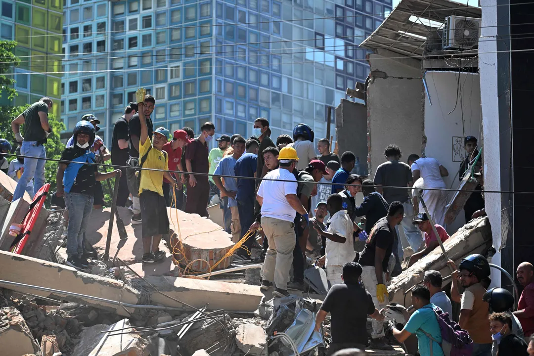 Fuerte terremoto sacude Colombia: al menos 70 muertos y edificios colapsados en el oeste del país