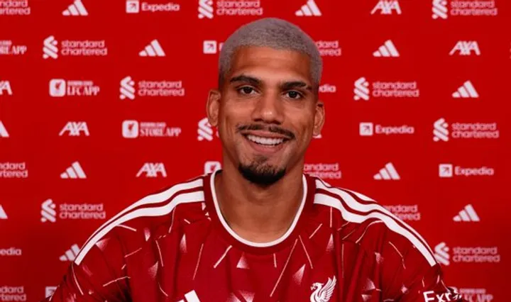 Araújo qualifie son prêt à Liverpool de "mouvement idéal" après avoir quitté Barcelone