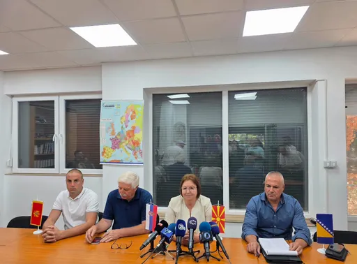 Transportuesit nga rajoni: Protesta nëse nuk zgjidhet problemi i qëndrimit në zonën Schengen