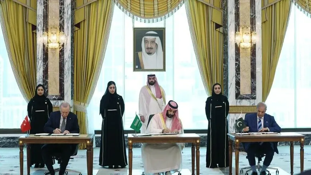 Pakti i mbrojtjes Türkiye Pakistan Arabi Saudite synon të rrisë aftësitë e përbashkëta ushtarake