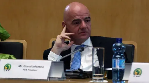 Republika e Irlandës tërheq mbështetjen për Infantinon, Irlanda e Veriut mbështet UEFA-n