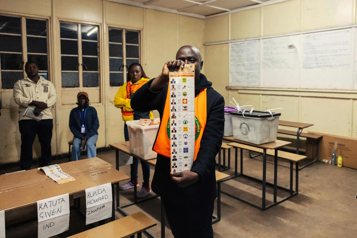 Zambia suspends vote counting over violence against election officials