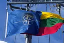 Avionët luftarakë të NATO-s rrëzuan një dron që hyri në hapësirën ajrore të Letonisë