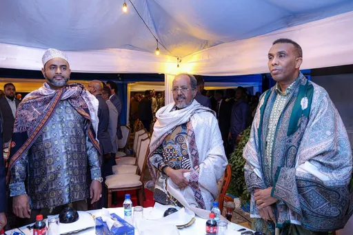 MW Xasan Sheekh oo ka qayb galay casho-sharaf loo sameeyay Guddoomiyaha cusub ee Golaha Shacabka
