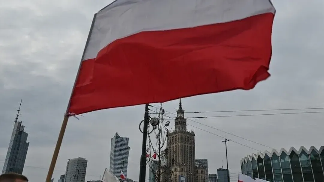 Polonia zgjeron ushtrinë në mbi 220 000 efektivë për shkak të shqetësimeve për sigurinë