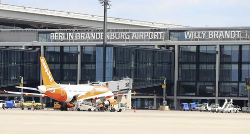 First direct flight from Berlin lands in Damascus after nearly 14-year hiatus
