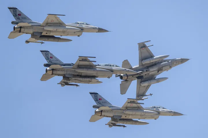 Турецкие F-16 патрулируют небо над Эстонией в рамках миссии НАТО