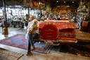 Turski ugostitelj pretvorio hangar od 1.000 kvadrata u prostor posvećen nostalgiji