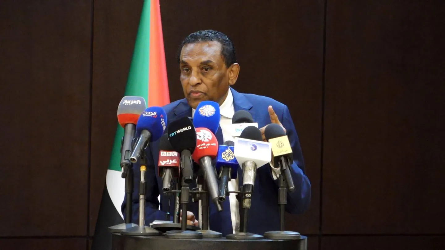 رئيس الوزراء السوداني لـTRT عربي: منفتحون على التفاوض ونرحب بأي دور تركي لدعم السلام